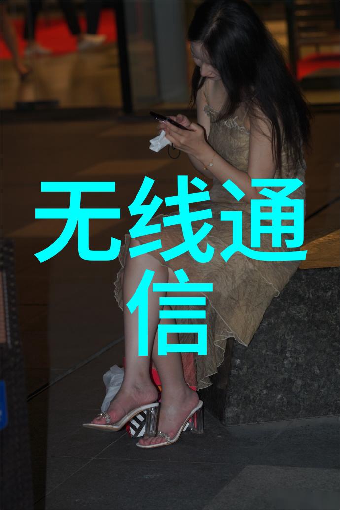 在幽深的花海中蓝色妖姬低语着她的秘密