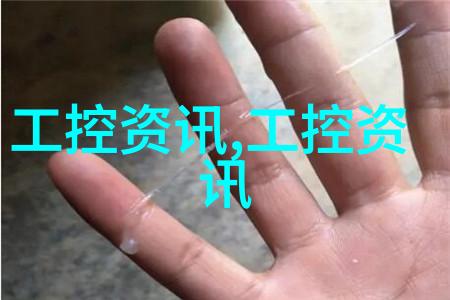 玻璃雨棚下的静谧时光轻纱与露珠的交响曲